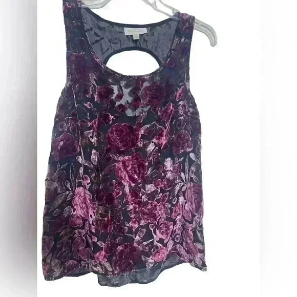 Modcloth Anthropologie Sleeveless Velvet Rose Pattern Top Size XS - Picture 11 of 11